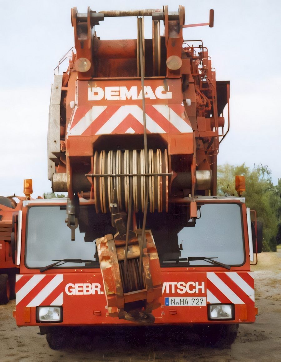 Gebr. Markewitsch Demag AC 1600 Teleskopmast - Copyright: www.olli80.de