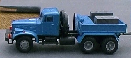 Tobias Trompelt: Oldtimer mit Pritsche - Copyright: www.olli80.de