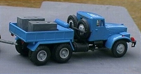 Tobias Trompelt: Oldtimer mit Pritsche - Copyright: www.olli80.de