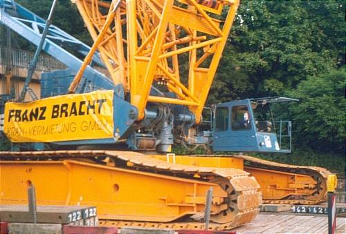 Sarens CC 2800 Frontbereich - Copyright: www.olli80.de