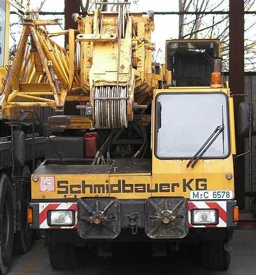 Schmidbauer LTM 1035 Einmannkabine - Copyright: www.olli80.de