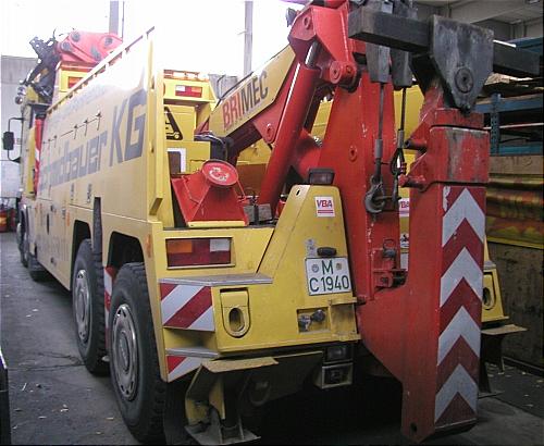 Schmidbauer Iveco Bergeschlepper - Copyright: www.olli80.de