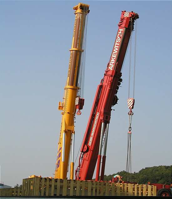 Wiesbauer Demag AC 650 und Gebr. Markewitsch Demag AC 400 - Copyright: www.olli80.de