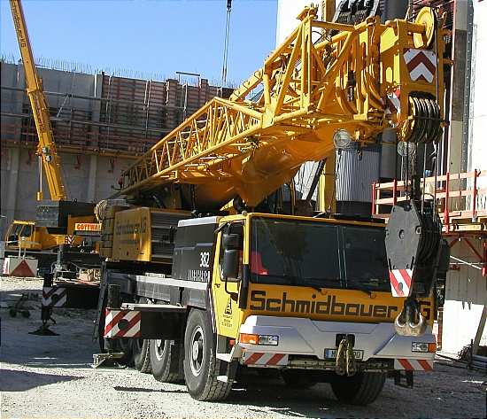 Schmidbauer Liebherr LTM 1100/2 - Copyright: www.olli80.de