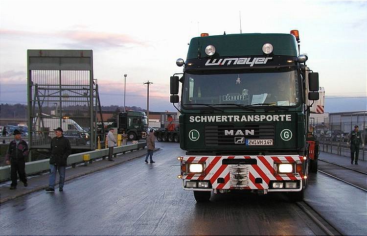 W. Mayer - Transport einer Gasturbine in Kesselbrücke - Copyright: www.olli80.de