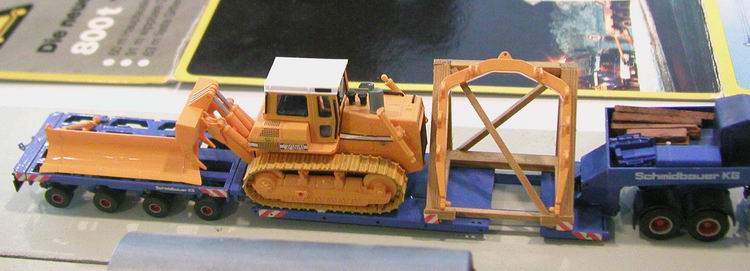 Frank Hartwig: Liebherr Planierraupe - Copyright: www.olli80.de