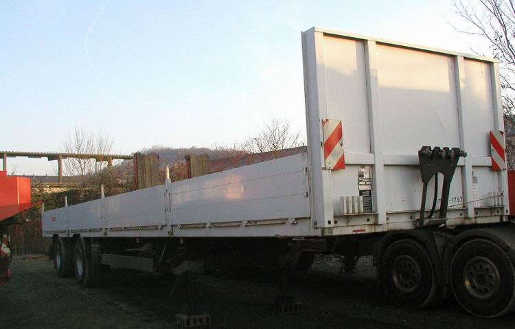 Nickl Pritschenauflieger - Copyright: www.olli80.de