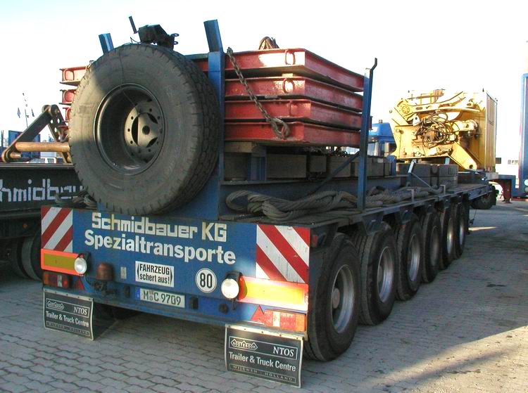 Nooteboom-Auflieger mit Ballast LTM 1500 Schmidbauer - Copyright: www.olli80.de