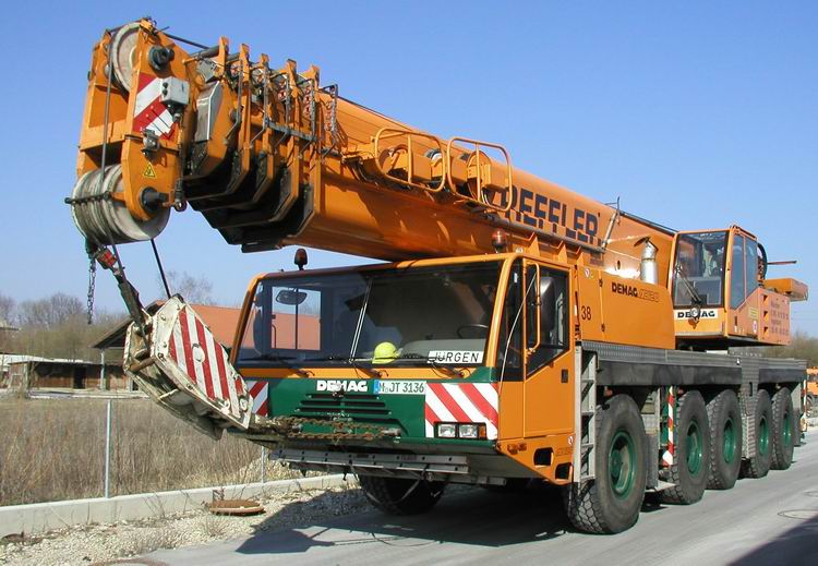 Treffler Demag AC 120 - Copyright: www.olli80.de