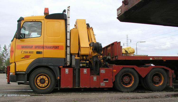 Vamdrup Volvo FH 12 mit Palfinger PK 35000F