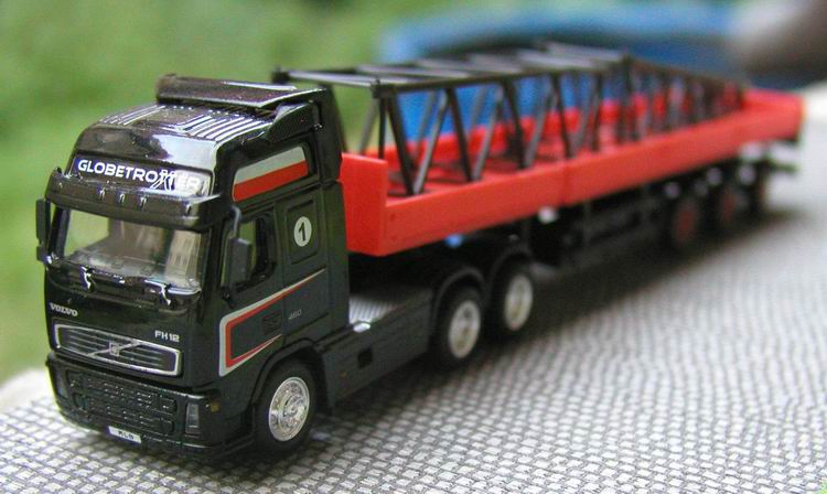 Volvo FH 12 FrankenKran - Copyright: www.olli80.de