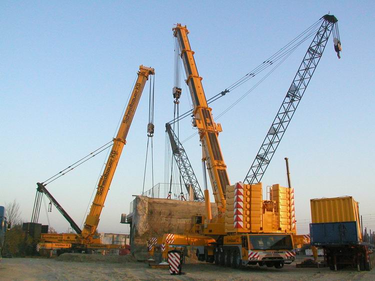 Schmidbauer Gottwald AK 850, LTM 1800, Terex AC 700 - Copyright: www.olli80.de