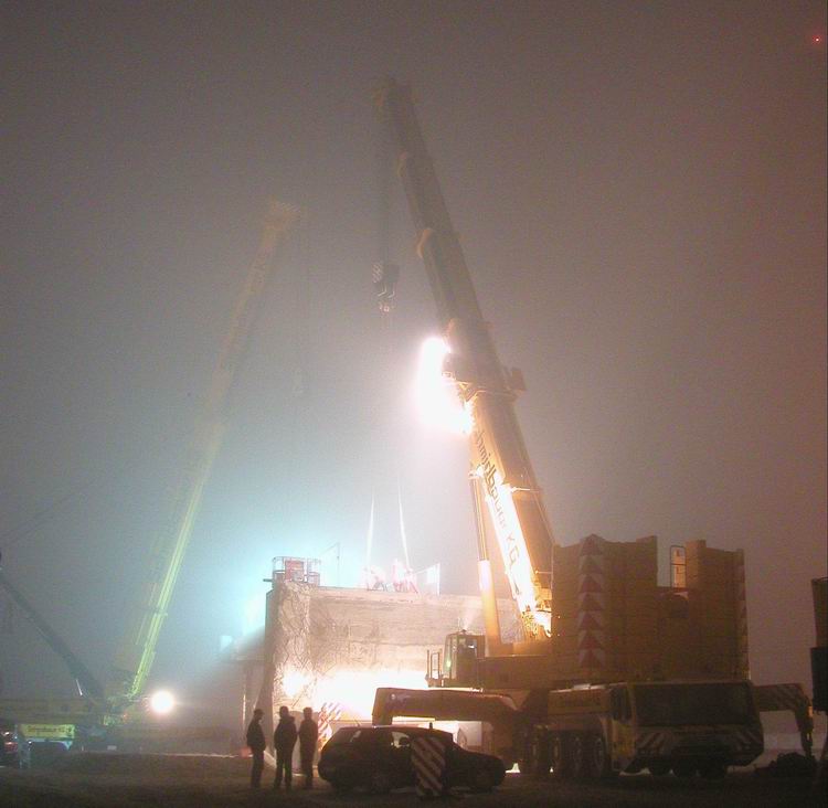 Schmidbauer LTM 1800, Terex AC 700 - Copyright: www.olli80.de