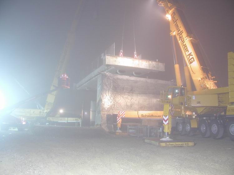 Schmidbauer LTM 1800, Terex AC 700 - Copyright: www.olli80.de