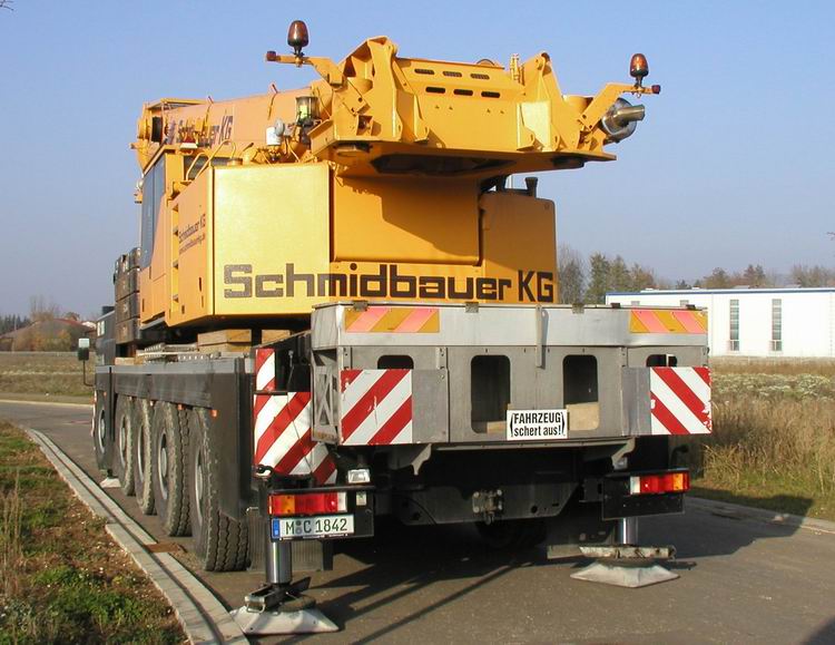 Schmidbauer LTM 1200/1 - Copyright: www.olli80.de