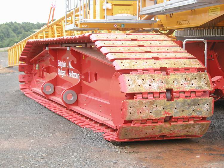 Raupenkette der CC 2800-1 Weisbauer - Copyright: www.olli80.de