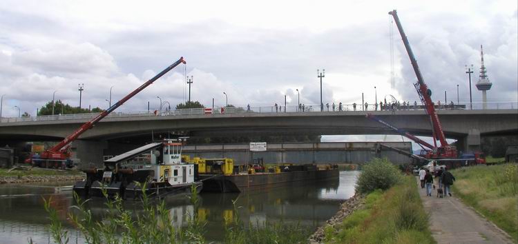 Seitenansicht der Baustelle - Copyright: www.olli80.de