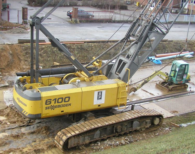 Sennebogen 6100 