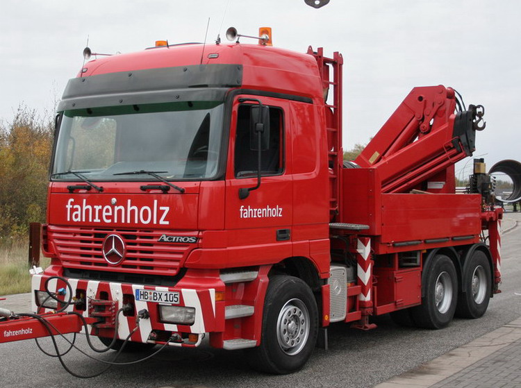 Fahrenholz Actros Titan - Copyright: www.olli80.de