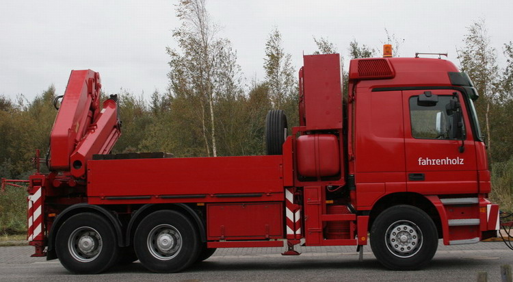 Seitenansicht Fahrenholz MB Titan - Copyright: www.olli80.de