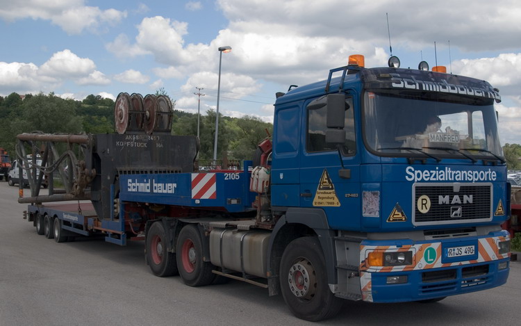 Schmidbauer MAN F 90 mit Rollenkopf Gottwald AK 850-103
