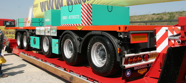 Broshuis teilbarer Ballasttrailer - Copyright: www.olli80.de