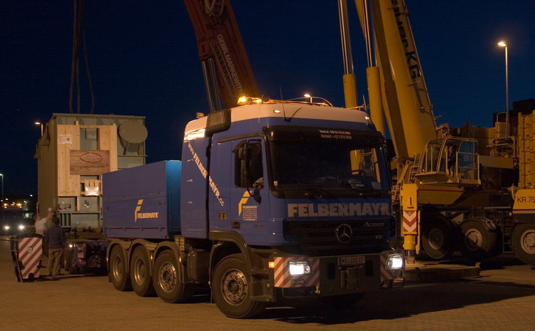 Felbermayr MB Actros Titan 4160 - Copyright: www.olli80.de