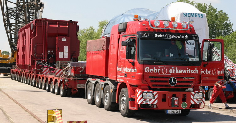 Markewitsch Actros Titan 4160 mit 20 Interkombi Achslinien