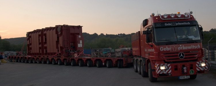 Markewitsch Actros Titan 4160 mit 20 Interkombi Achslinien
