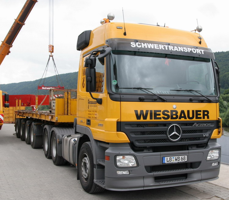 Wiesbauer MB Actros 3351 - Copyright: www.olli80.de