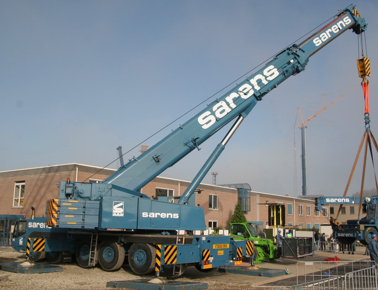 Demag AC 200 Sarens