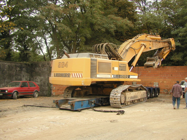 Liebherr 964