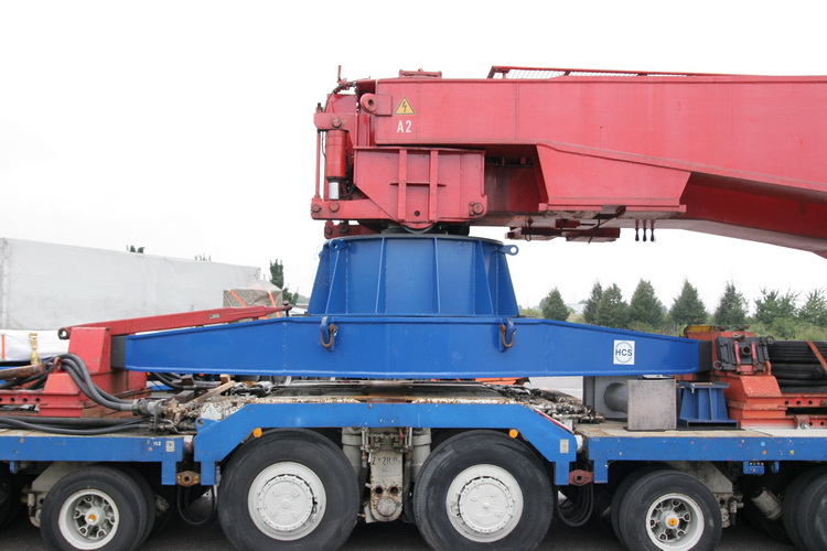 HCS - Scheuerle LS 250 - Heuler Drehkranz des Tragschnabels