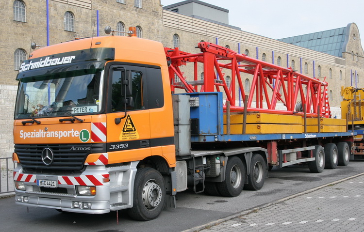 Schmidbauer Actros 3353