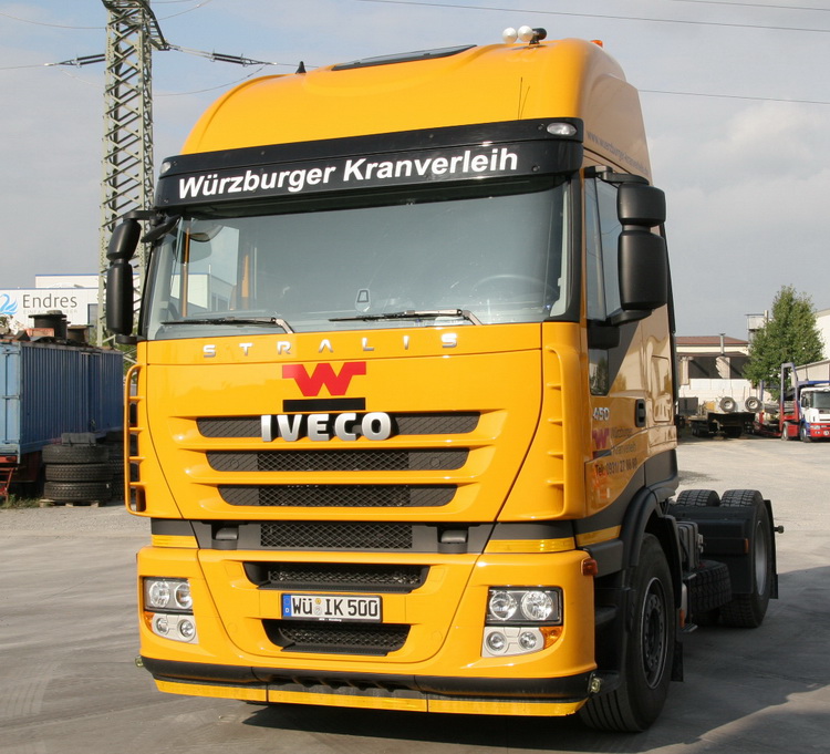 Würzburger Kranverleih Iveco Stralis 450