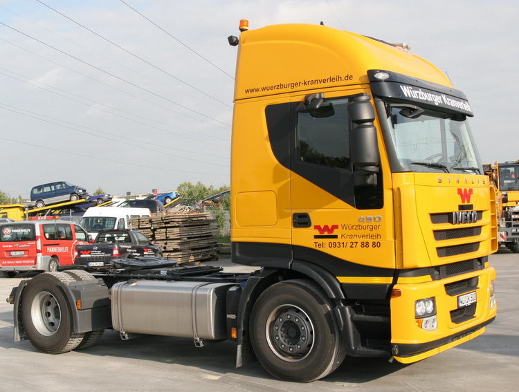 Würzburger Kranverleih Iveco Stralis 450