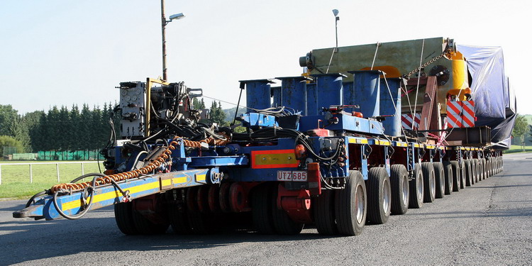 SMS Demag Walzenständer auf Goldhofer Achslinien