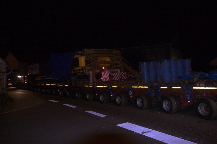 GMD: Kolonne und Schaufel Komatsu PC 8000