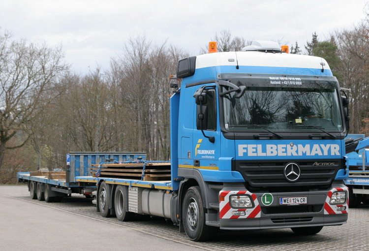 Felbermayr MB Actros 2546 mit Tridemanhänger