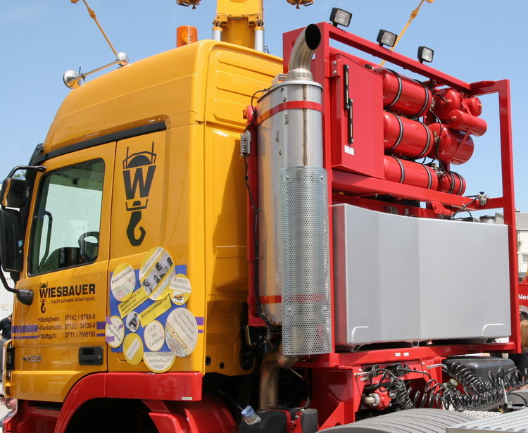 Wiesbauer MB Actros 4155 Schwerlastturm