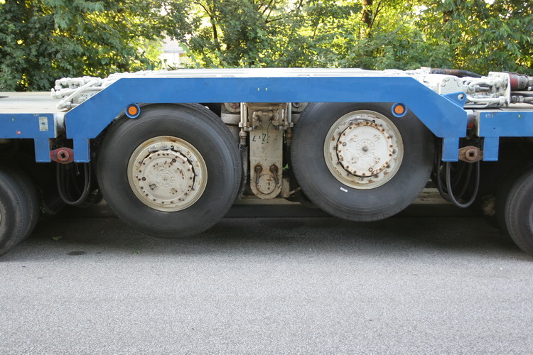 Heavy Cargo + Service Scheuerle LS 250 Heuler