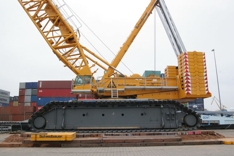 Schmidbauer Terex CC 6800 - Seitenansicht