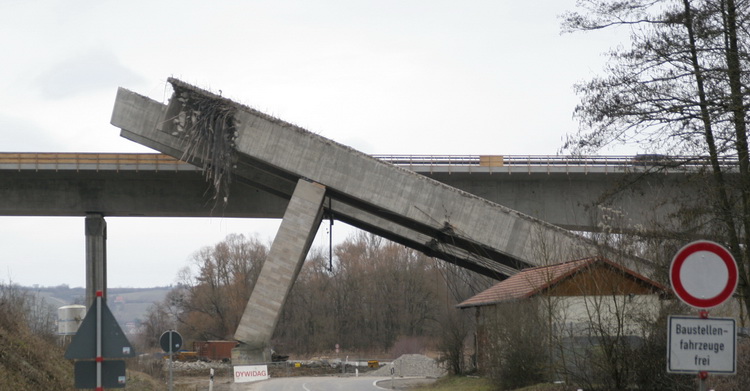 Brückenruine