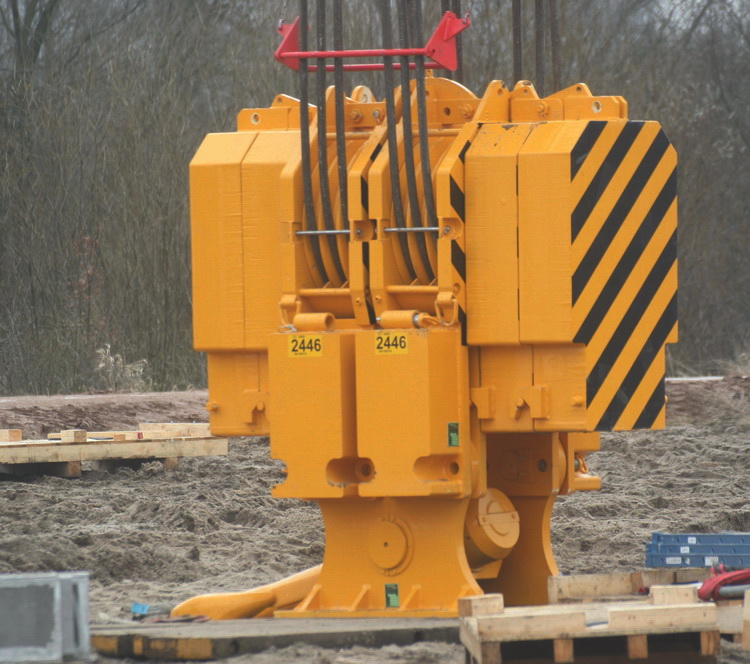 Hakenflasche CC 9800-1 Sarens