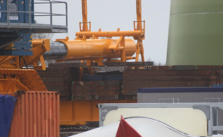Sarens CC 9800-1 Schwebeballast und Distanzstück