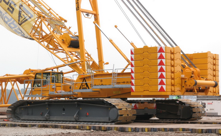 Grundgerät Schmidbauer Terex CC 2400-1