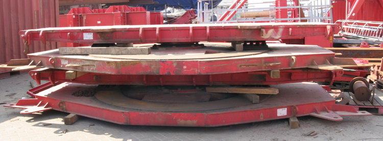 Mammoet Turntables