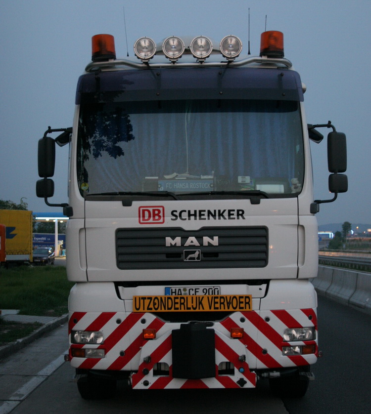 Schenker MAN TGA 41.660 Frontansicht