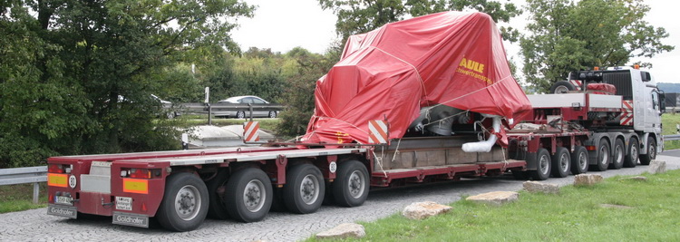 Paule MB Actros 4160 mit Goldhofer THP Tiefbettauflieger mit Generator - Copyright: www.olli80.de