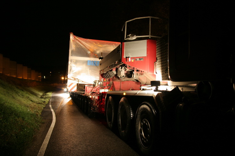 Paule MB Actros 4160 mit Goldhofer THP - Copyright: www.olli80.de